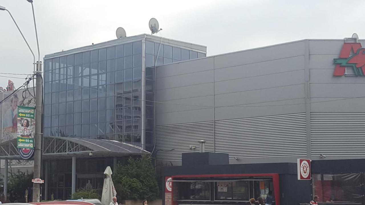 Central -Vitan -Auchan Bucarest Esterno foto